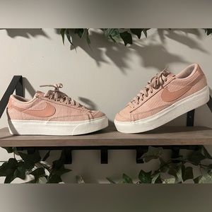 Pink Women’s Nike Low Platform Blazers